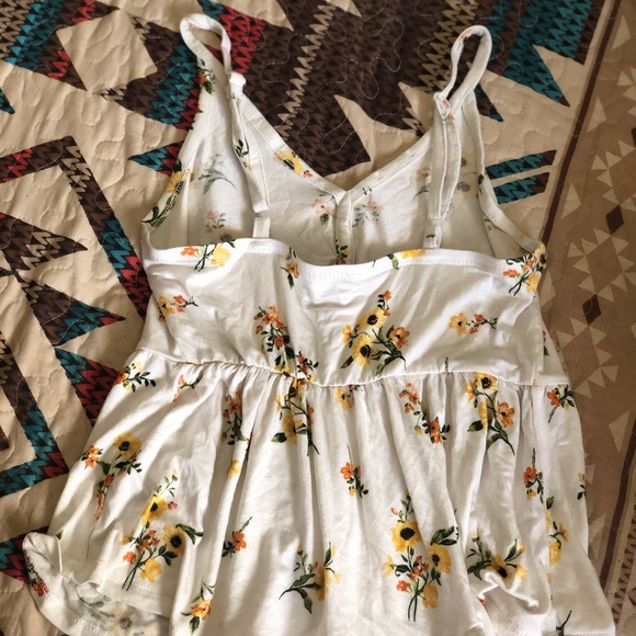 Sunflower top - Picture 2 of 2